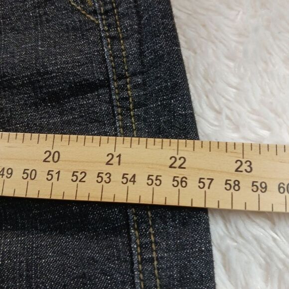 Levi's Outback Wide Leg Capri Women's 12. Black Stretch Denim. 4 Pocket. - Picture 9 of 10